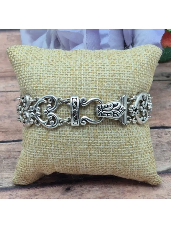 Silver Tone Ornate Heart Scroll Filigree Link Bracelet 7” Magnetic Clasp - Image 3