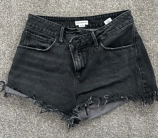 Good American Shorts - Image 2