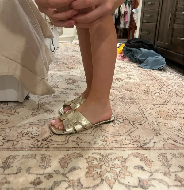 SheIn Gold square sandals - Image 2