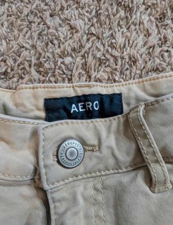 Aeropostale High Rise Midi Khaki Shorts - 000 - Image 2