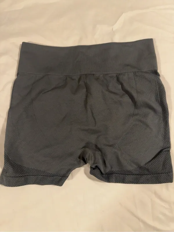 SheIn 2 Pack Seamless Shapewear Shorts Women’s Medium High Waist - Image 4
