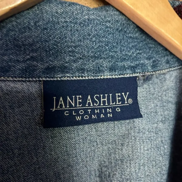 Jane Ashley Floral Embroidered Denim Jean Jacket Button Down Shirt Women’s - Image 3