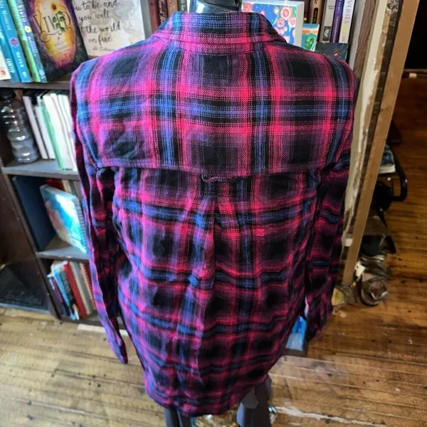 American Eagle ahmazingly soft boyfriend S button down shirt - Image 2