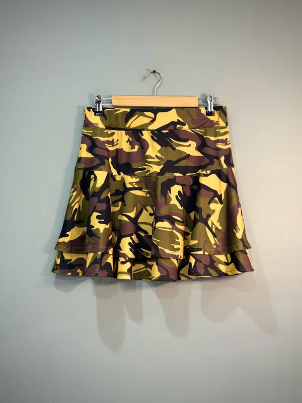 Unbranded Yellow Camo Stretch Waist Mini Skirt Size XL EUC - Image 3