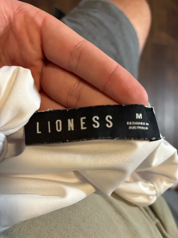 Lioness Tie Back Crop  - Image 2