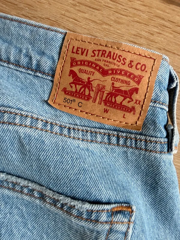 Levi's Women's 501° Curve Jeans - Image 3