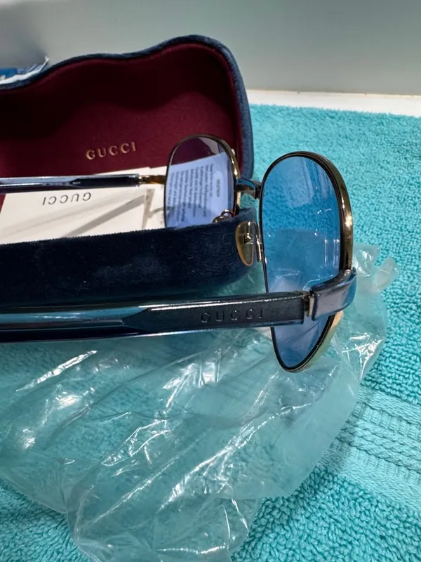 Gucci Gold Frame Blue Lenses Authentic Sunglasses - Image 9