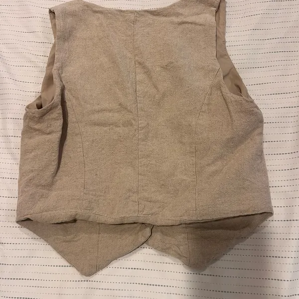 Universal Thread Stylish Tan Button-Up Vest - Image 4
