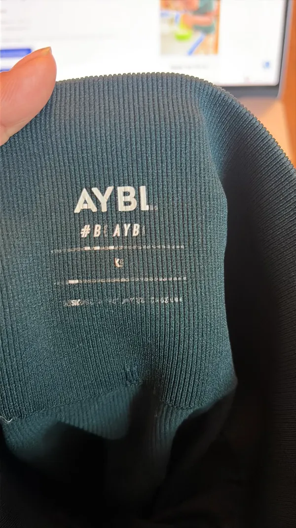 AYBL V2 Seamless Shorts  - Image 4