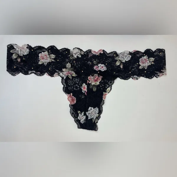 Victoria's Secret NWOT Set of 2 Black‎ Floral Lace Bra 32C|Panties Size S - Image 7