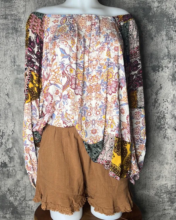 Umgee Off Shoulders Blouse - Image 2