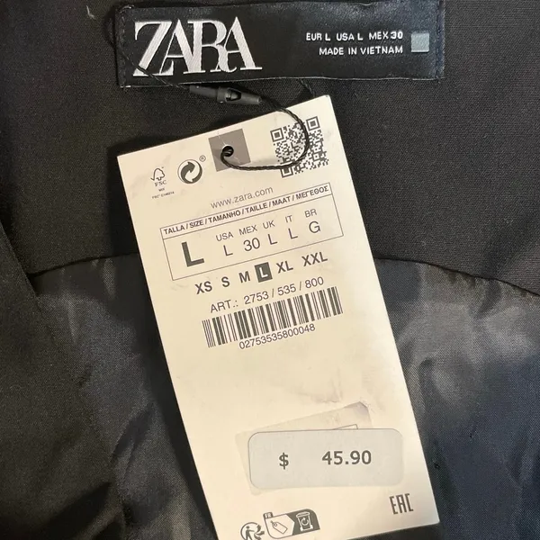 NEW Zara Women's Black Sleeveless V Neck Button Down Cropped Vest Top Size L - Image 4