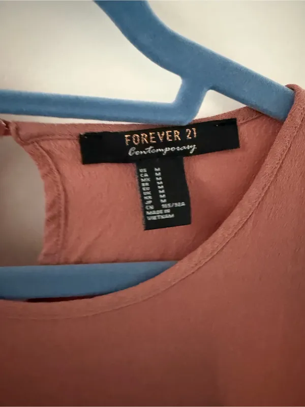 Forever 21 Women's Rust Pocket Short Sleeve Tee - Image 2
