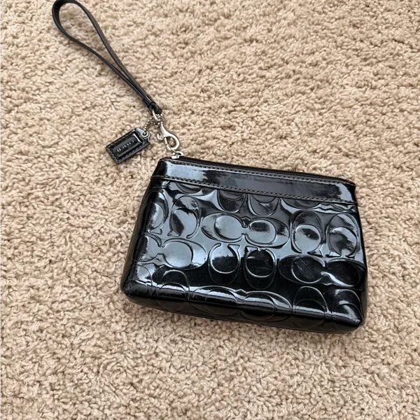 Coach Black Patent Signature Wristlet Pouch - Image 2