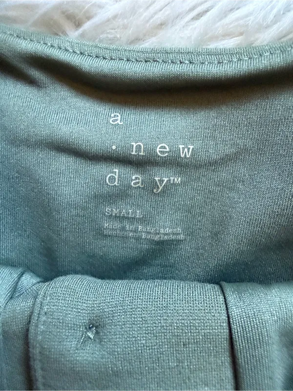 A New Day knit vest top - Image 4