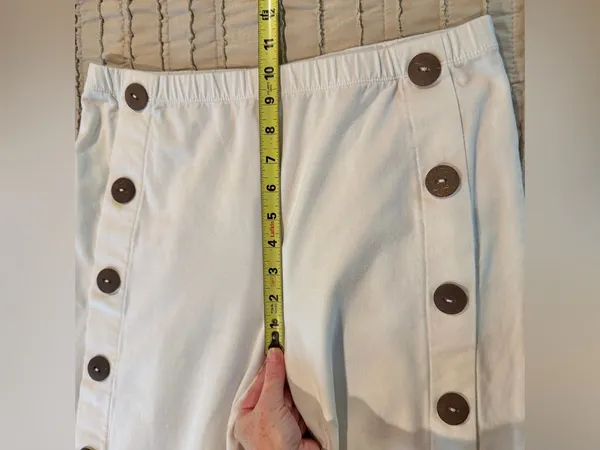 Soft Surroundings Newport Beach Cropped Wide Leg Pants White Cream Small Buttons - Image 7