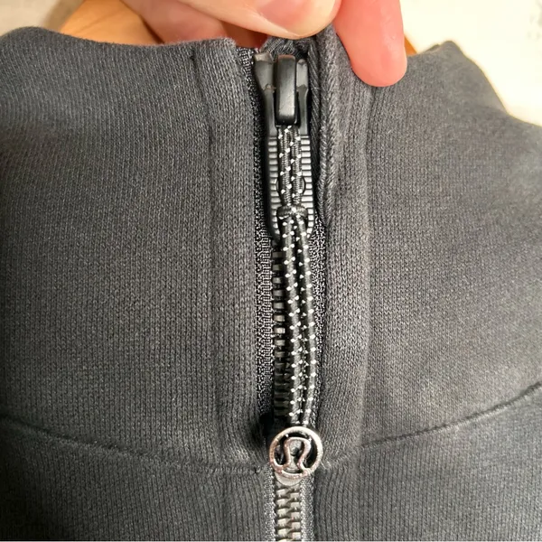 Lululemon Scuba Oversized 1/2 Zip Hoodie Black XS/S - Image 4