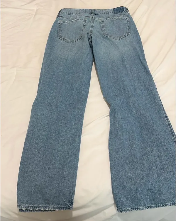 light blue wash hollister jeans - Image 2