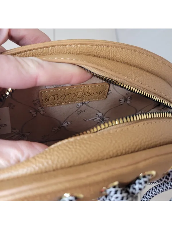 $98 NWOT Brown Betsey Johnson Football kitsch Crossbody Bag - Image 6