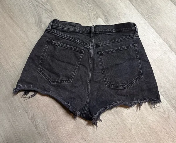 Abercrombie & fitch high rise cutoff denim shorts - Image 4