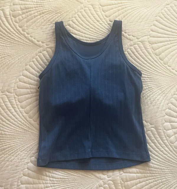 Uniqlo Gu Tank Top - Image 2