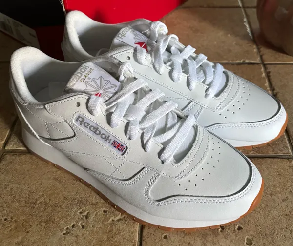 Reebok Sneakers - Image 2