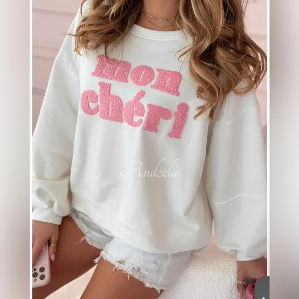 White and Pink 'Mon Chéri' Sweatshirt - Image 3