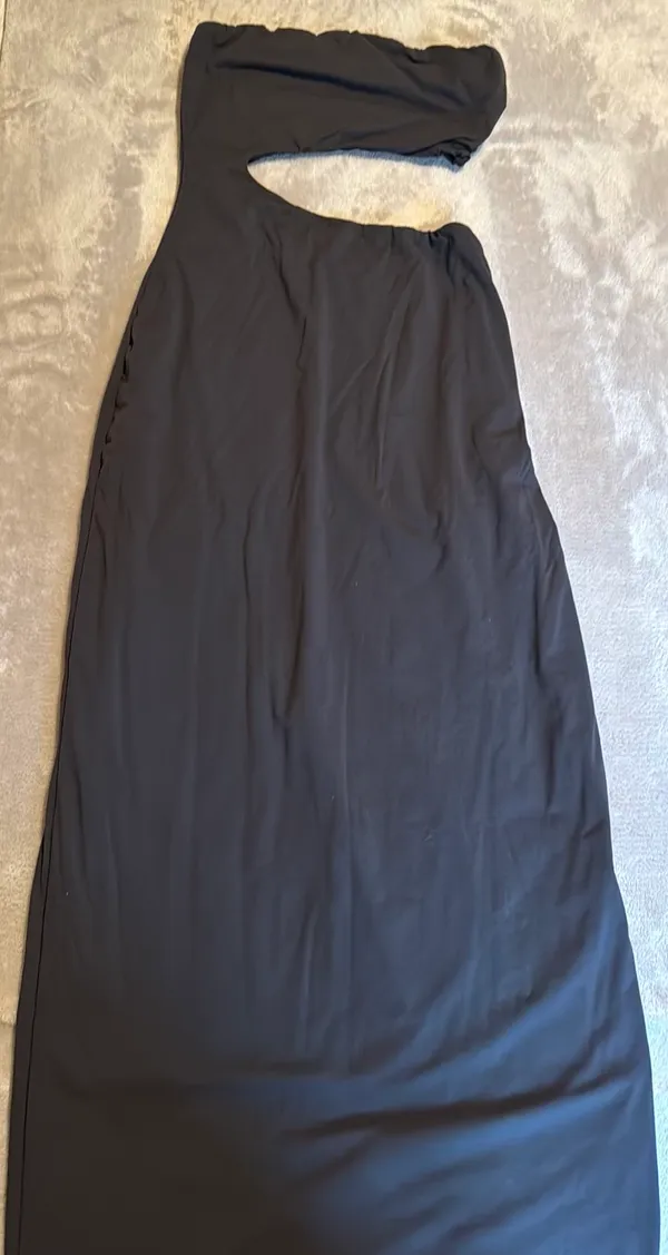 SKIMS Black Cutout Bodycon - Image 3