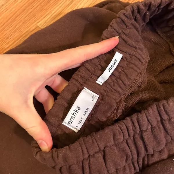 Bershka brown self made strong woman jogger sweatpants - Image 4
