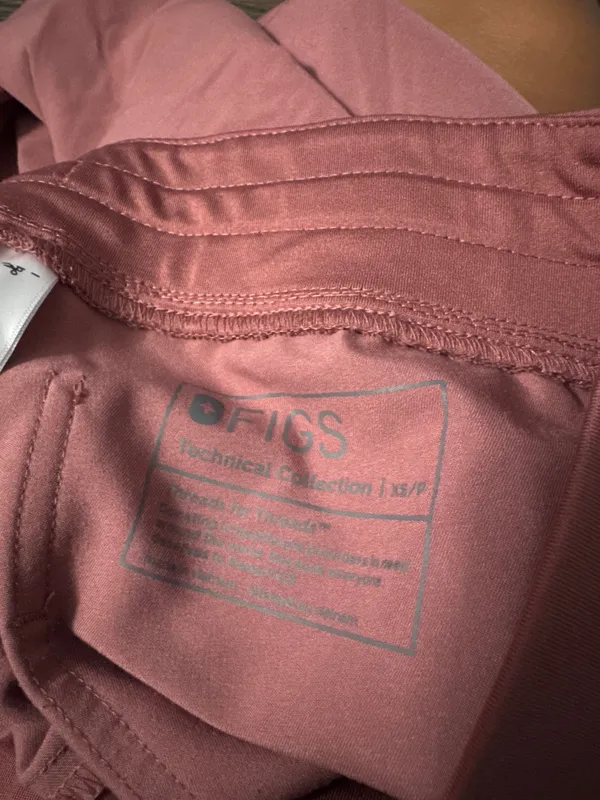FIGS Scrub Pants Women’s Jogger - Image 3