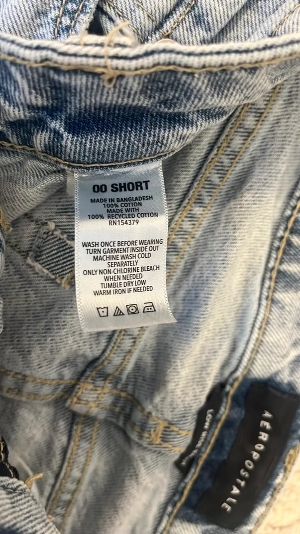 Aeropostale Low-Rise Baggy Jeans - Image 4