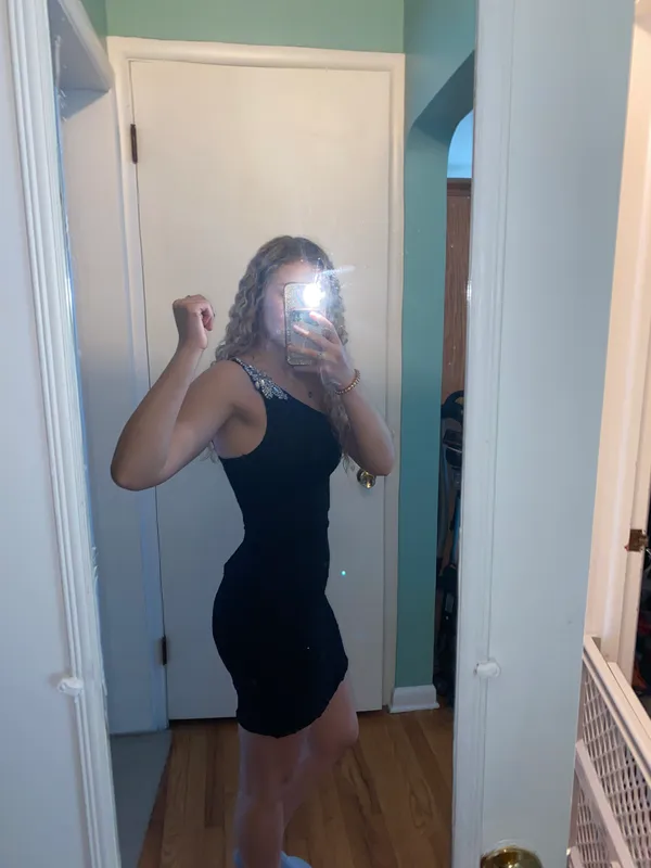 Homecoming Dress Black Size 2 - Image 2