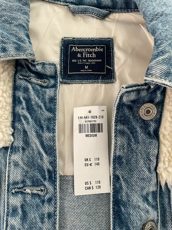 Abercrombie Cropped Oversized Denim Jacket - Image 7