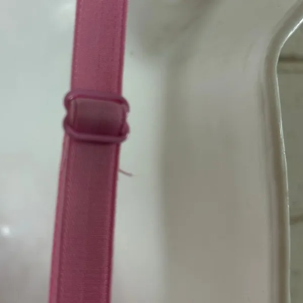 Juicy Couture Pink Bra size 36C - Image 4