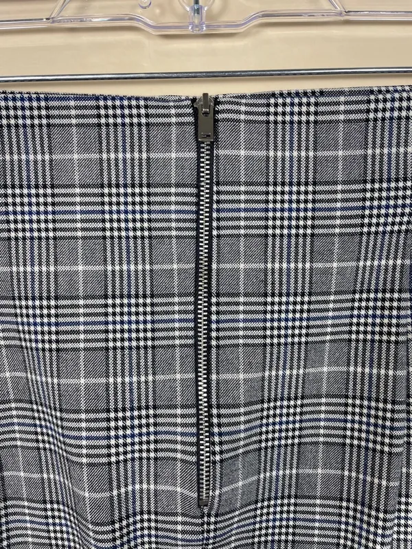 Zara Women’s Plaid Houndstooth Gray Black Blue White Midi Pencil Skirt - Image 5