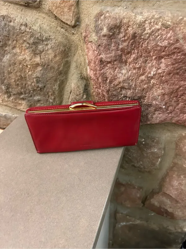 Classic Red Leather Women's Wallet with Tab Closure - Image 9