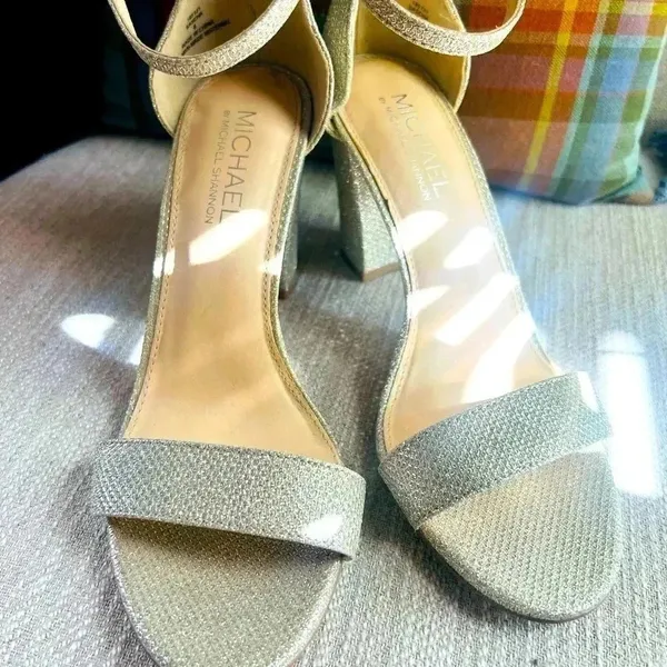 MICHAEL SHANNON golden shoes size 8 new - Image 11