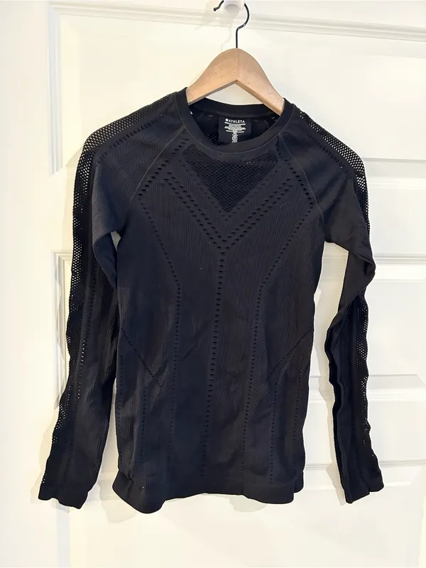 Athleta Oxygen Mesh Top Black Size XS - Image 2