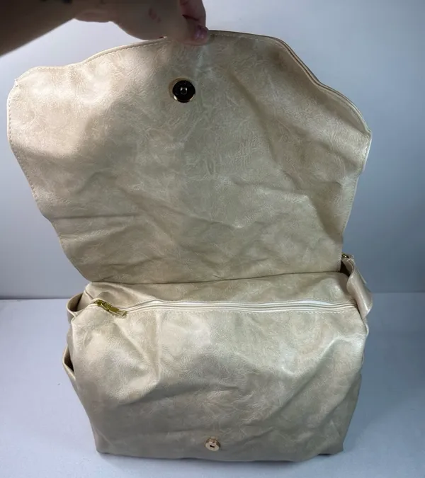 Tan computer bag - Image 5