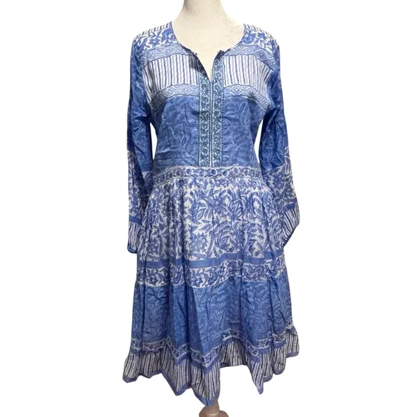 Bella Tu Size M Dress Blue White Print Boho Silver Embroidered Floral Peasant - Image 2