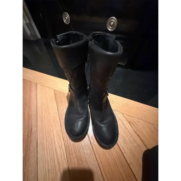 UGG Conor Moto Biker Boots Womens Black Quilted Buckle Side Zip size 6.5 - Image 6