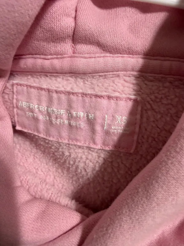 Abercrombie pink hoodie Size XS #loungewear #cozy - Image 2