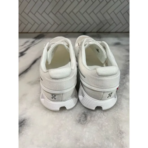 On Cloud Running Shoes Women’s Size 11 White Swiss Engineering CloudTec EU43 - Image 2