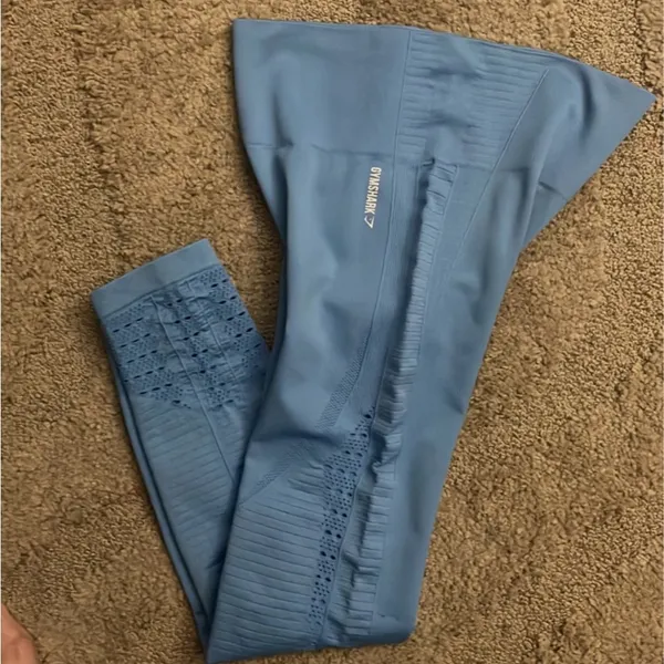 Gymshark dry seamless cut out legging large blue - Image 9