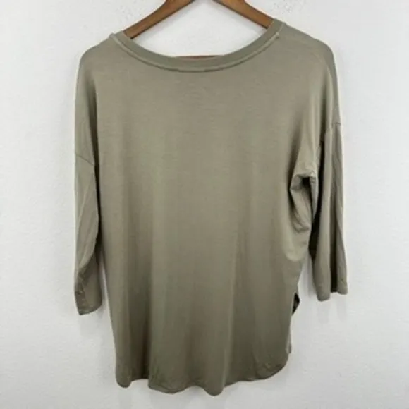 Aritzia Babaton Tunic Top Sage Green 3/4 Sleeve Round Neck‎ Casual Relaxed Chic - Image 6