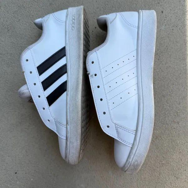 🤍 Adidas Grand Court White Black Stripe Sneakers Size US 7 Women's Classic Tennis Casual Shoes Y2K Minimalist 🤍 - Image 3