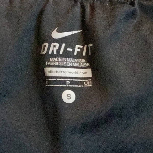 Nike Dri-fit Tempo Shorts size small - Image 5