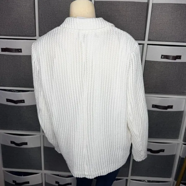 92 West Boutique Brand White Blazer Size Medium - Image 2