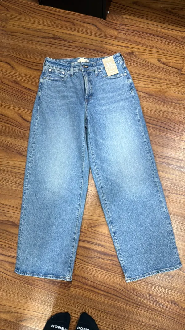 Madewell The Curvy Perfect Vintage Wide-Leg Jeans - Image 3