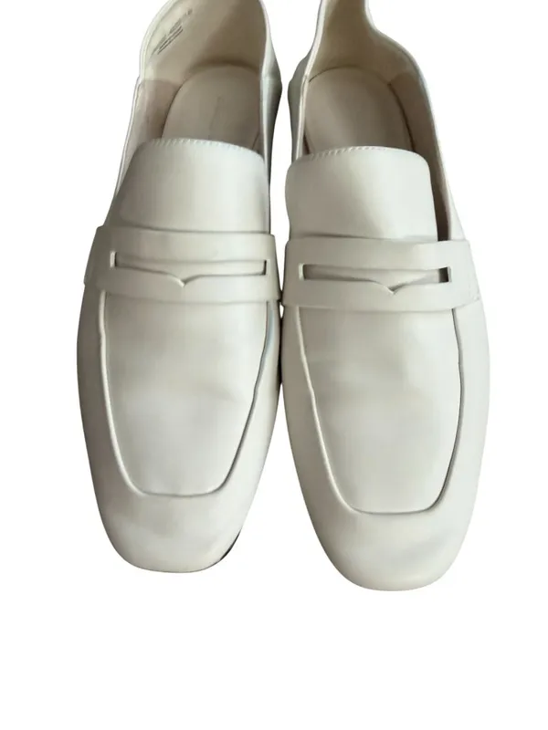 CHARLES & KEITH White Leather Loafers Flats Size 40 / US 10 - Image 8
